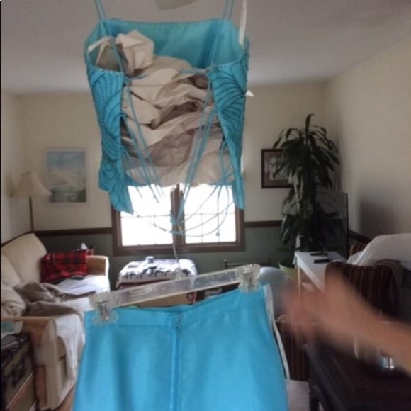 Prom dress - Picture 3 of 3